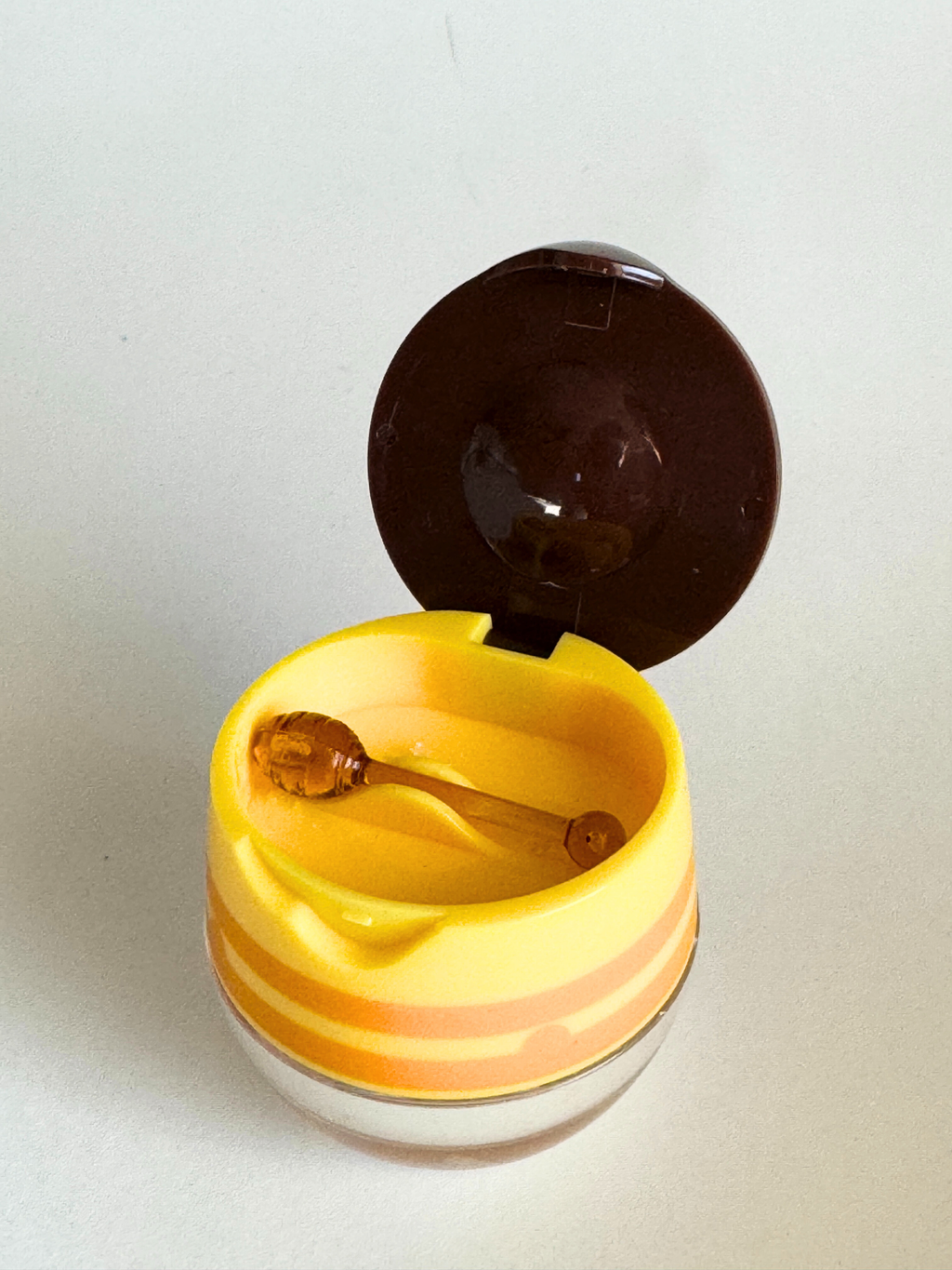 Lip Balm with Honey Comb Applicator